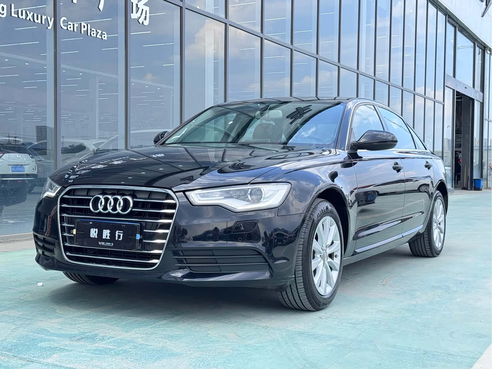 Audi A6L, 2014 1