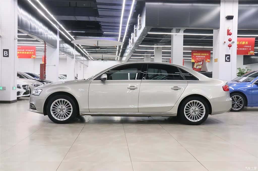 Audi A4L, 2016 3