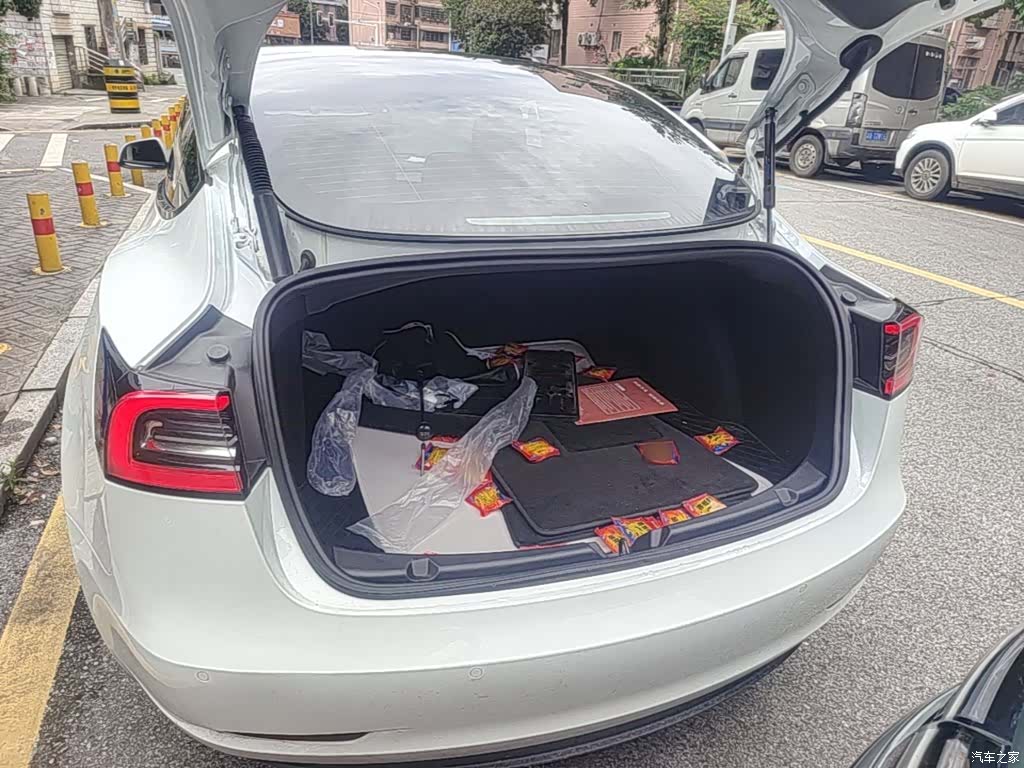 Tesla Model 3, 2022 19
