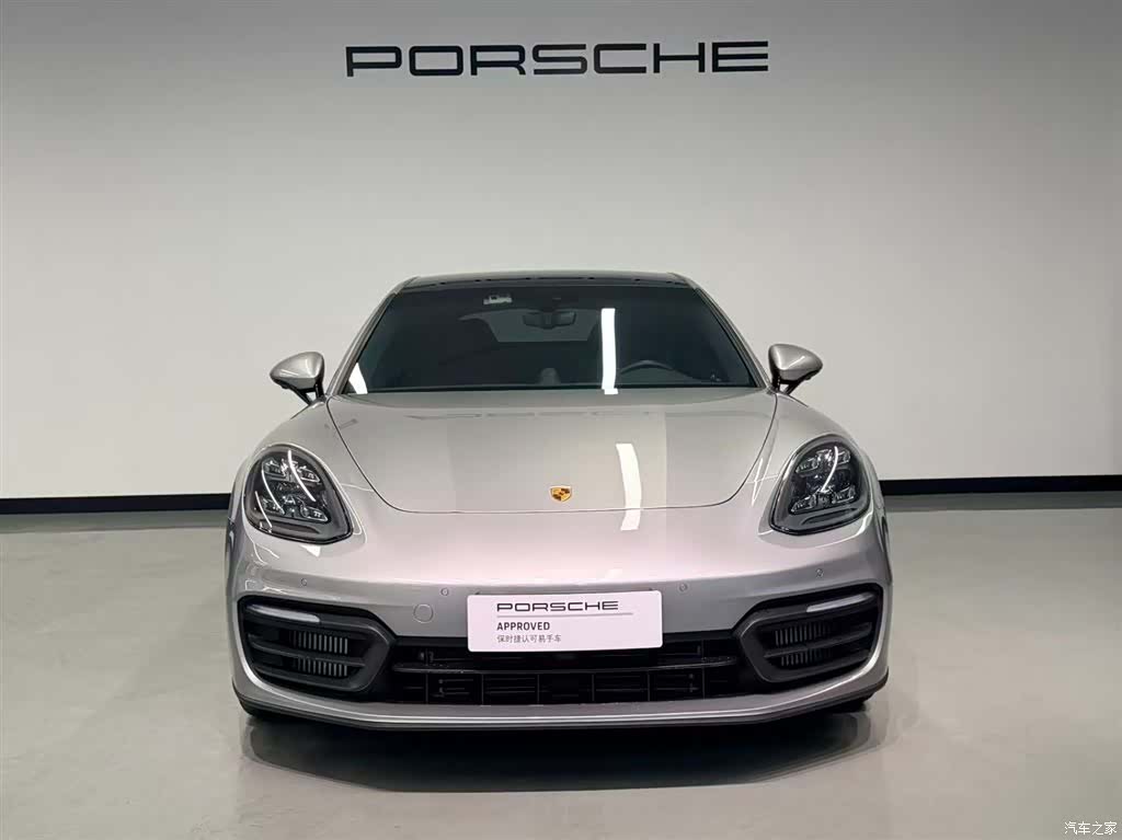 Porsche Panamera, 2022 2