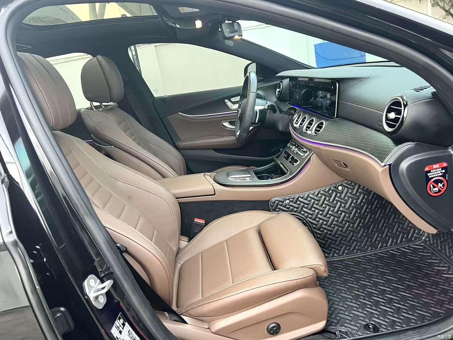 Mercedes-Benz E-Class, 2022 4