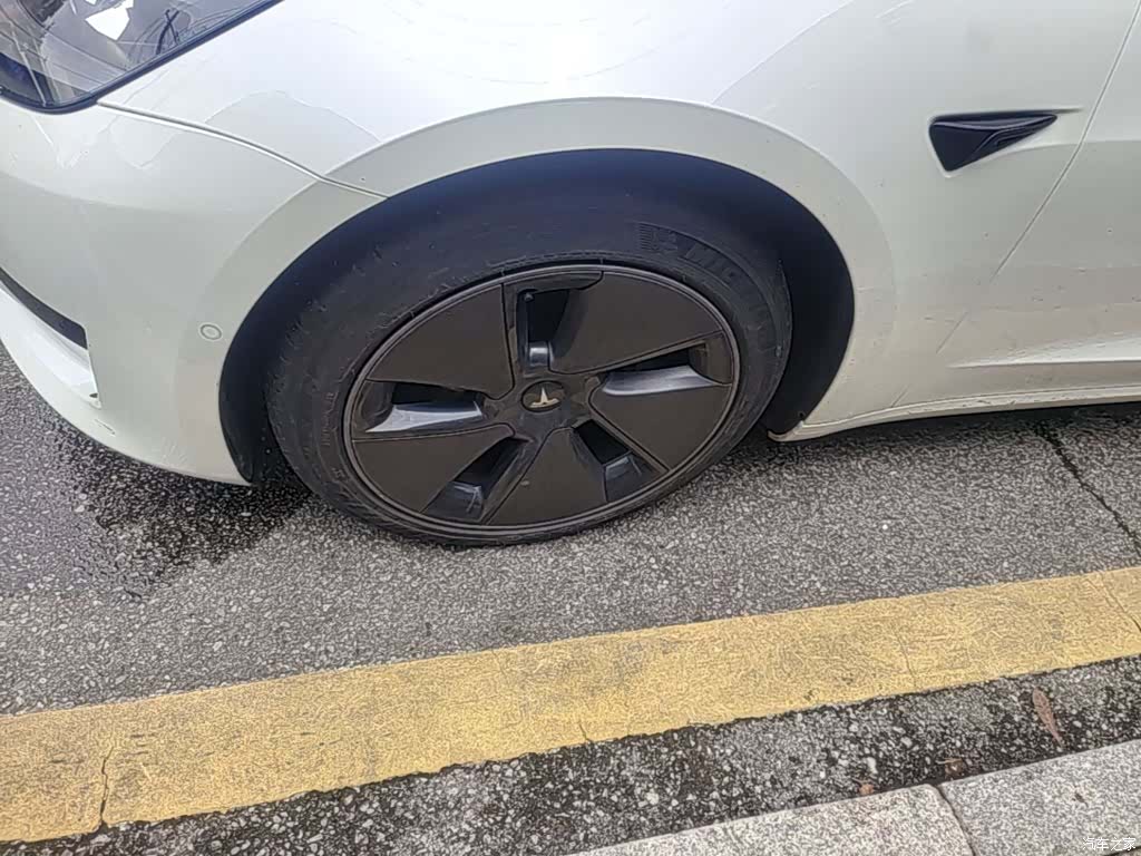 Tesla Model 3, 2022 23