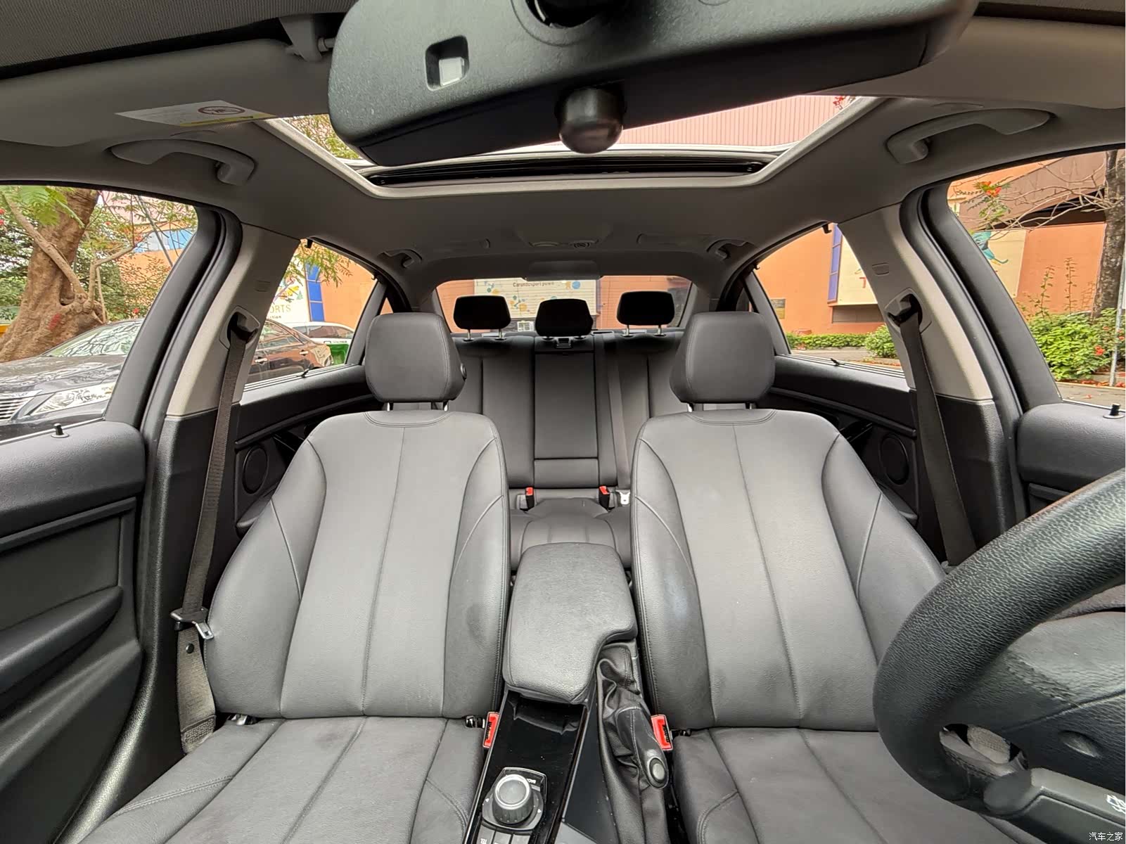 BMW 3 Series, 2017 10
