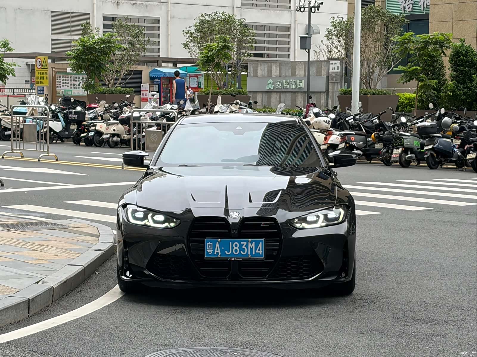 BMW M4, 2022 2