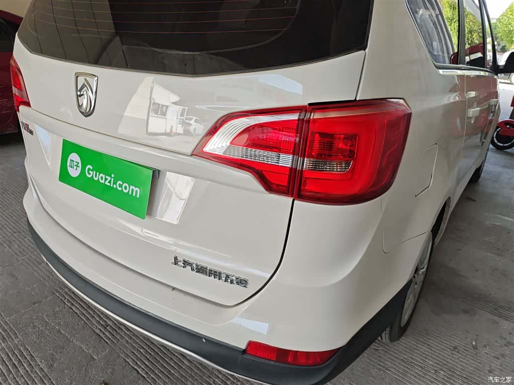 Wuling 730, 2019 8