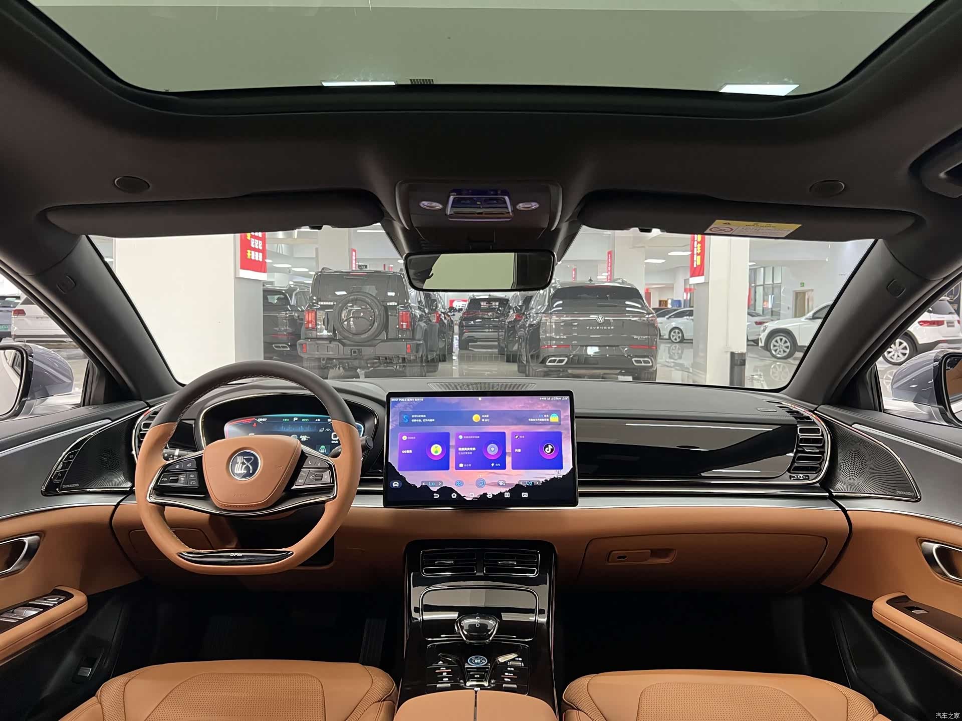 BYD Han, 2023 все фото