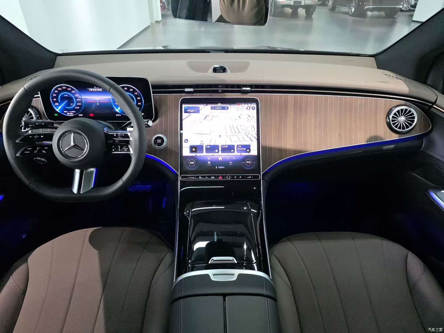 Mercedes-Benz EQE, 2025 9
