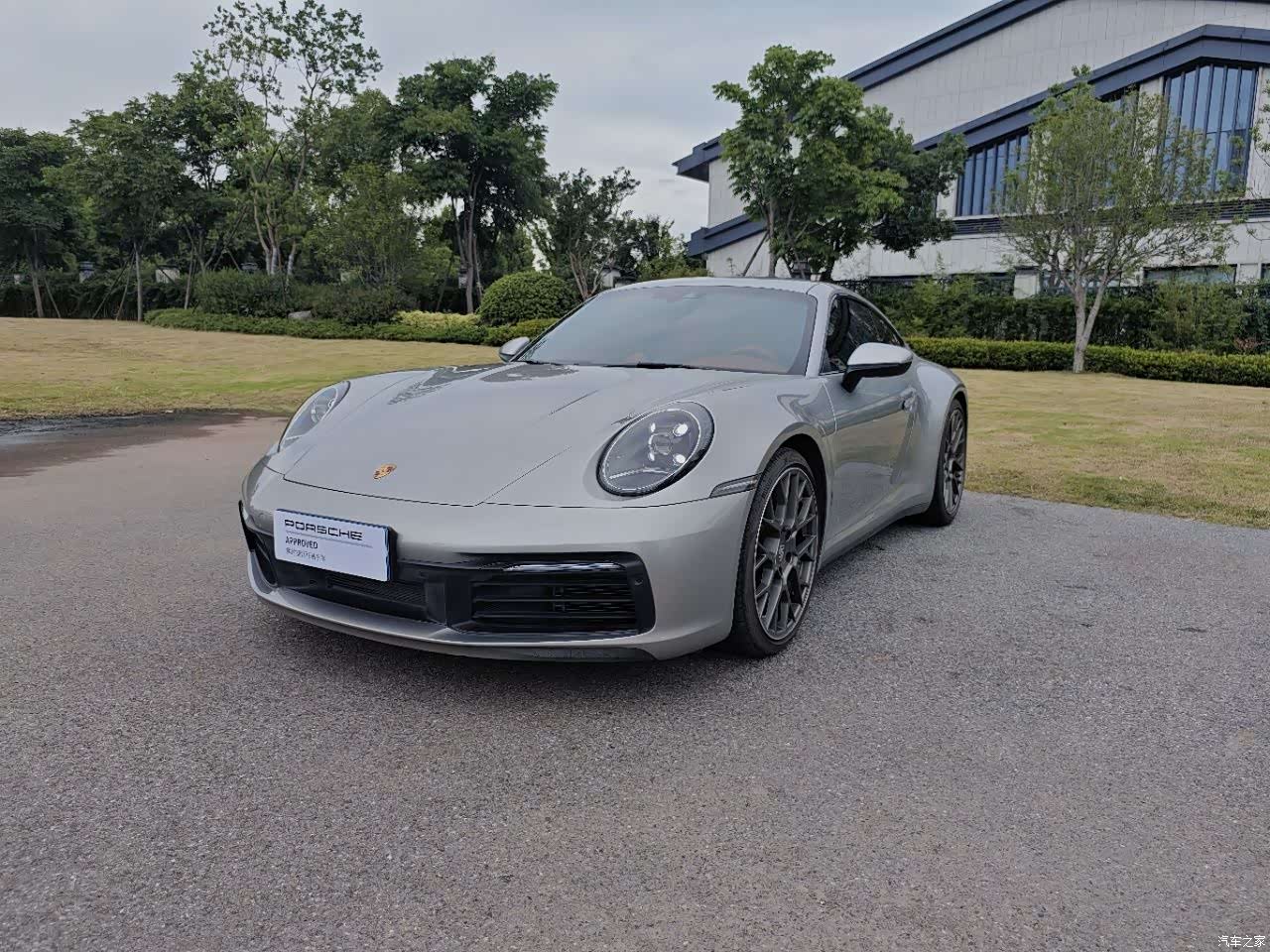 Porsche 911, 2023 1