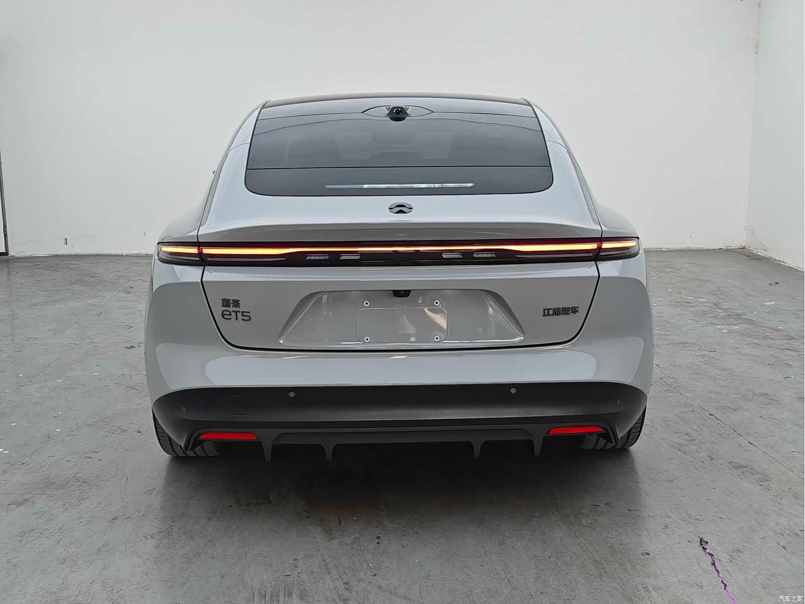 NIO ET5, 2023 8