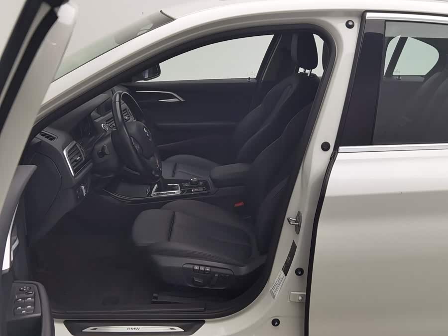 BMW 1 Series 2018, фото 10