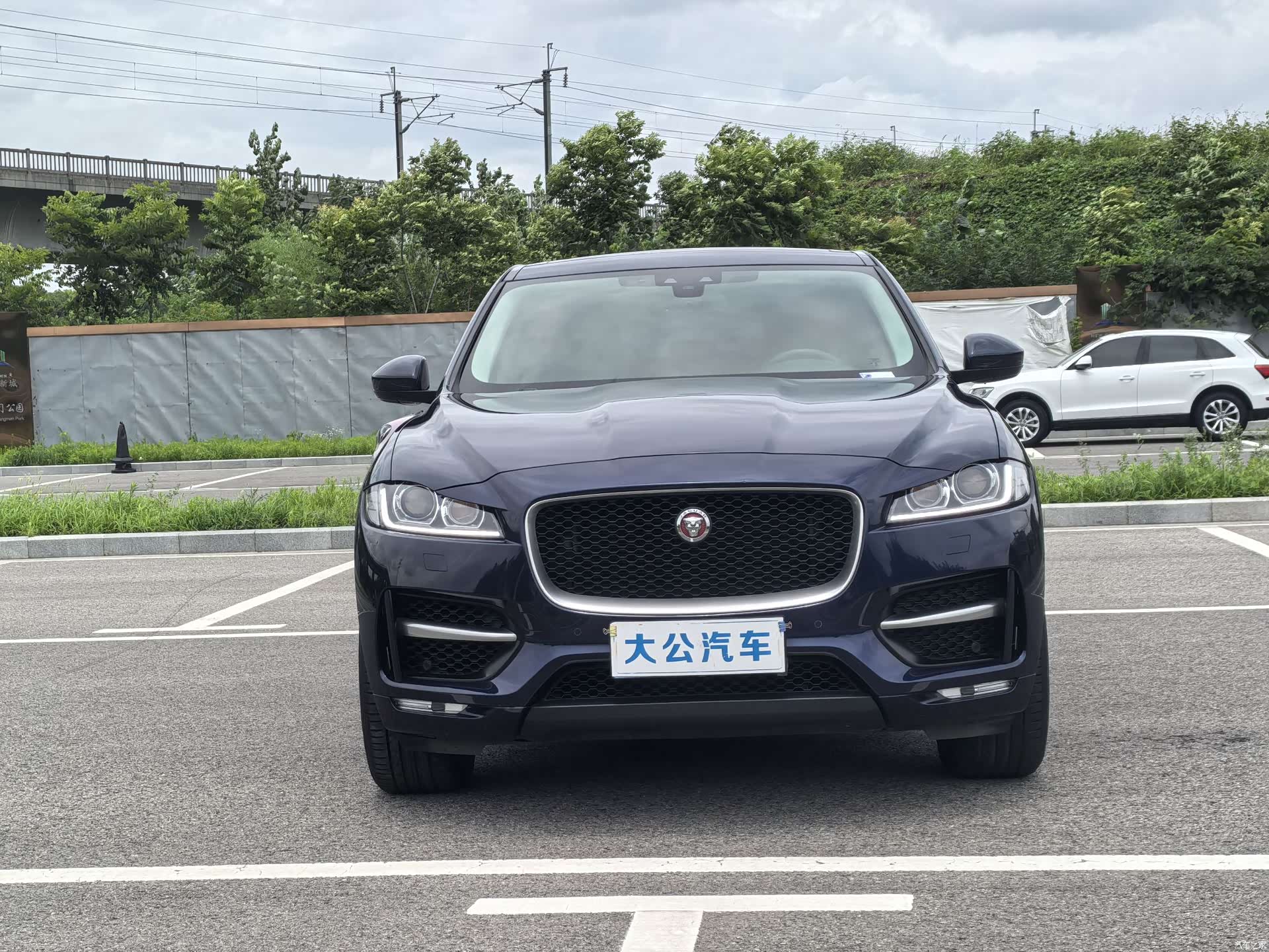 Jaguar F-PACE, 2018 2