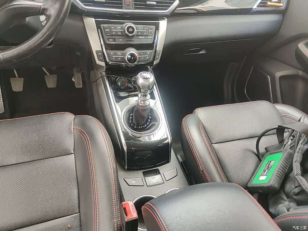 Zotye X5, 2016 14