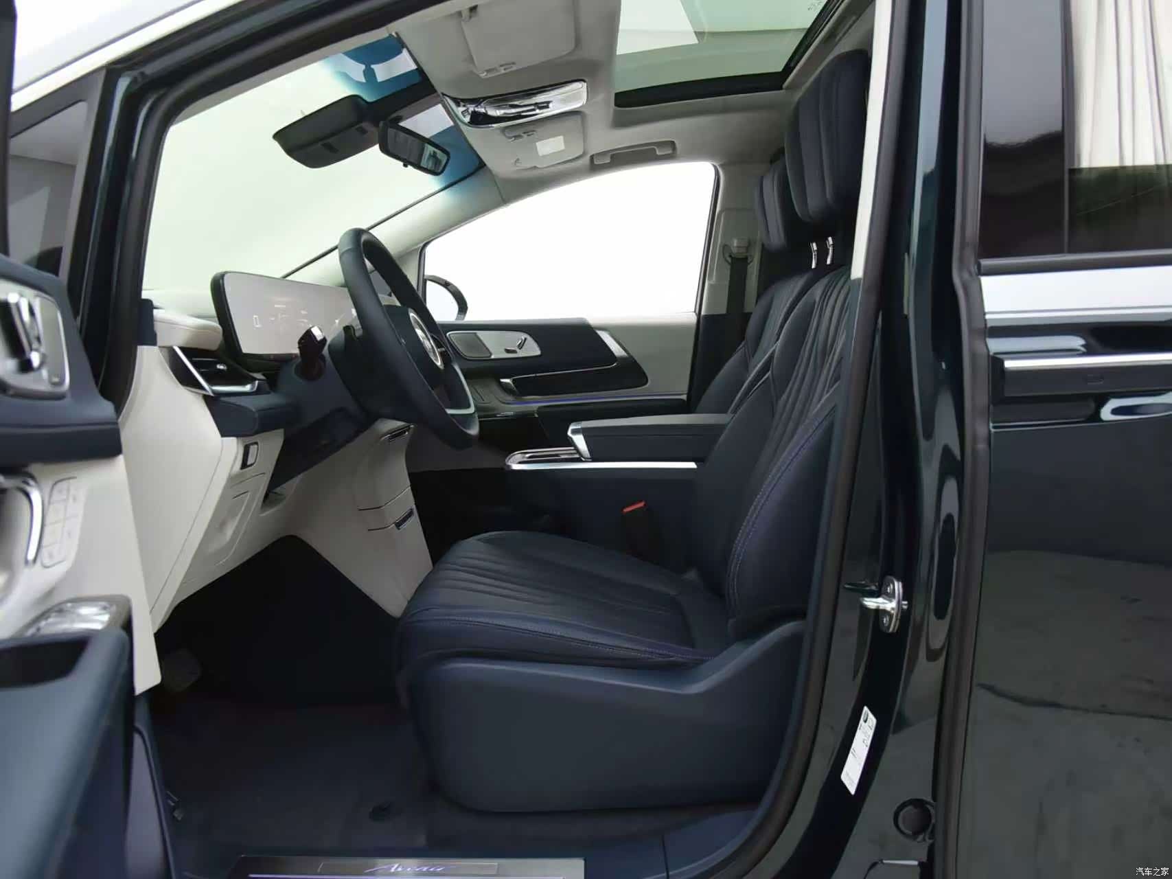Buick Century, 2023 12