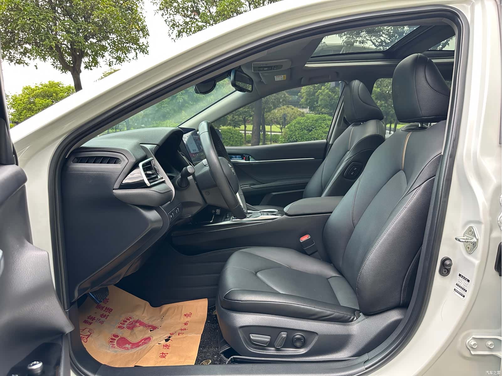 Toyota Camry, 2021 8