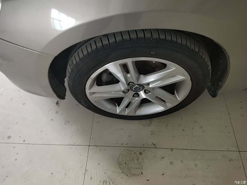 Volvo S60, 2015 23
