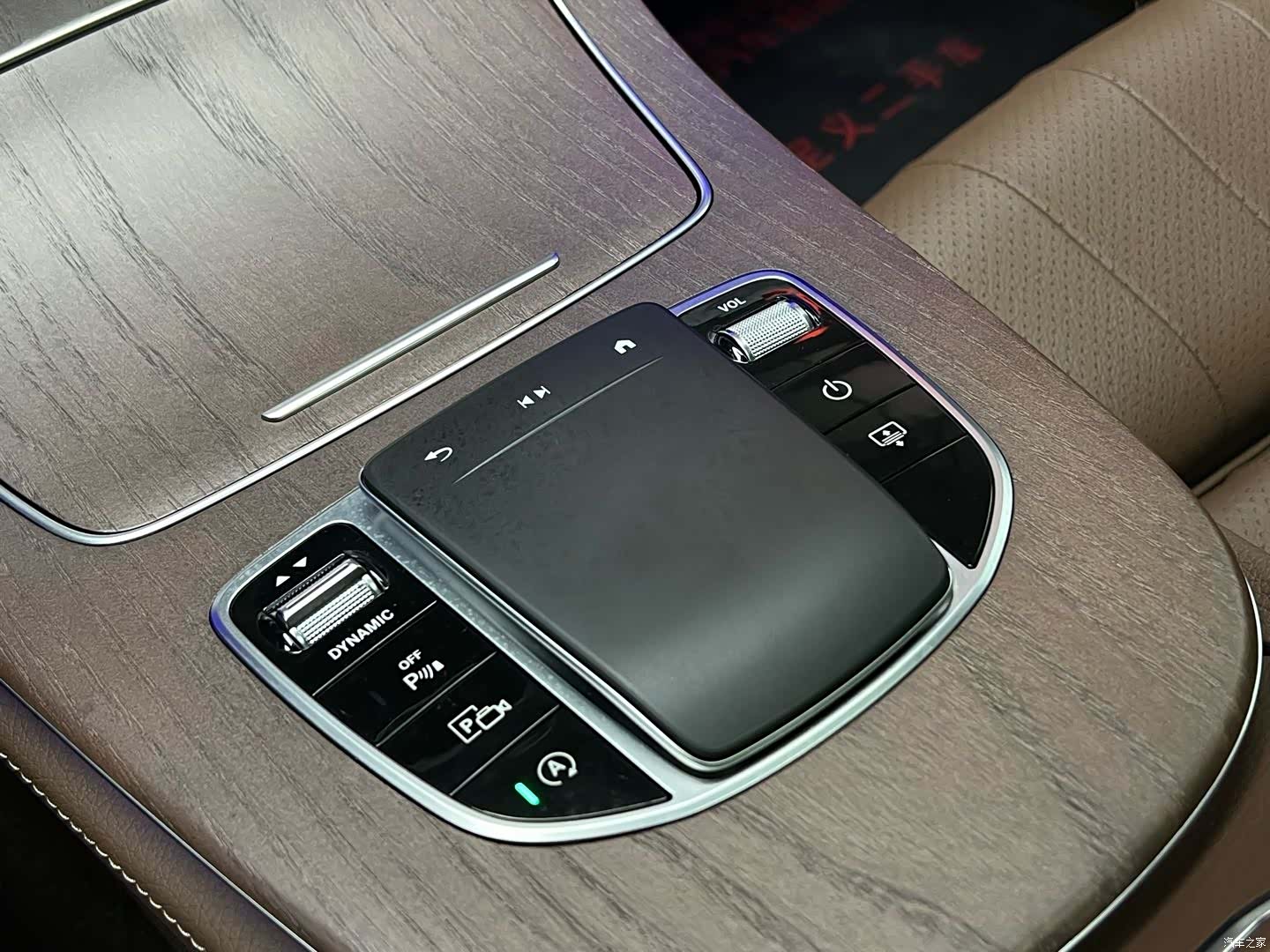 Mercedes-Benz E-Class, 2022 15