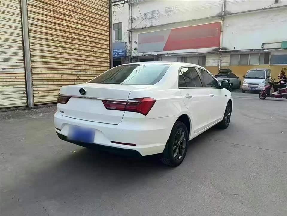 BYD Qin