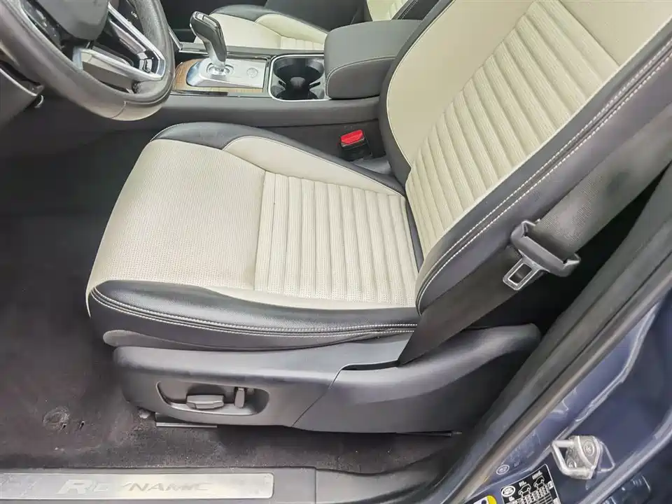 Land Rover Discover sports