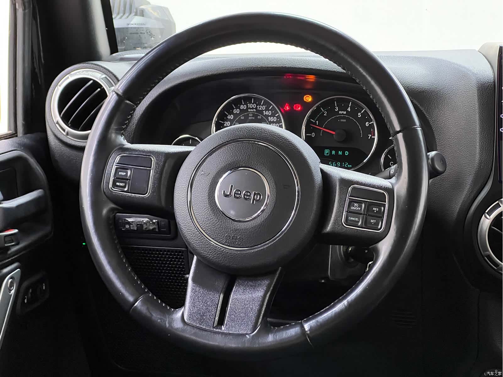 Jeep Wrangler, 2019 25
