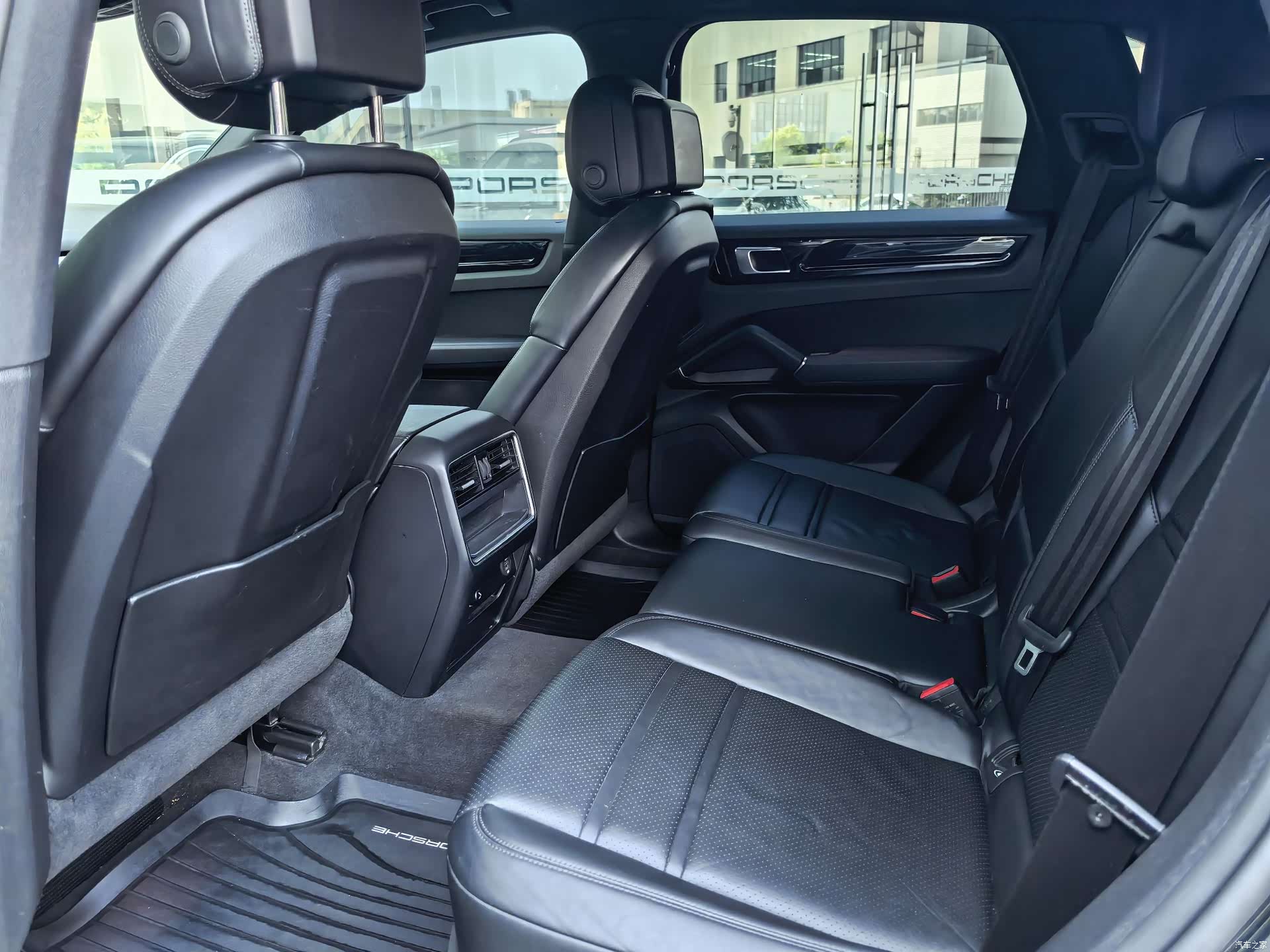Porsche Cayenne, 2019 12