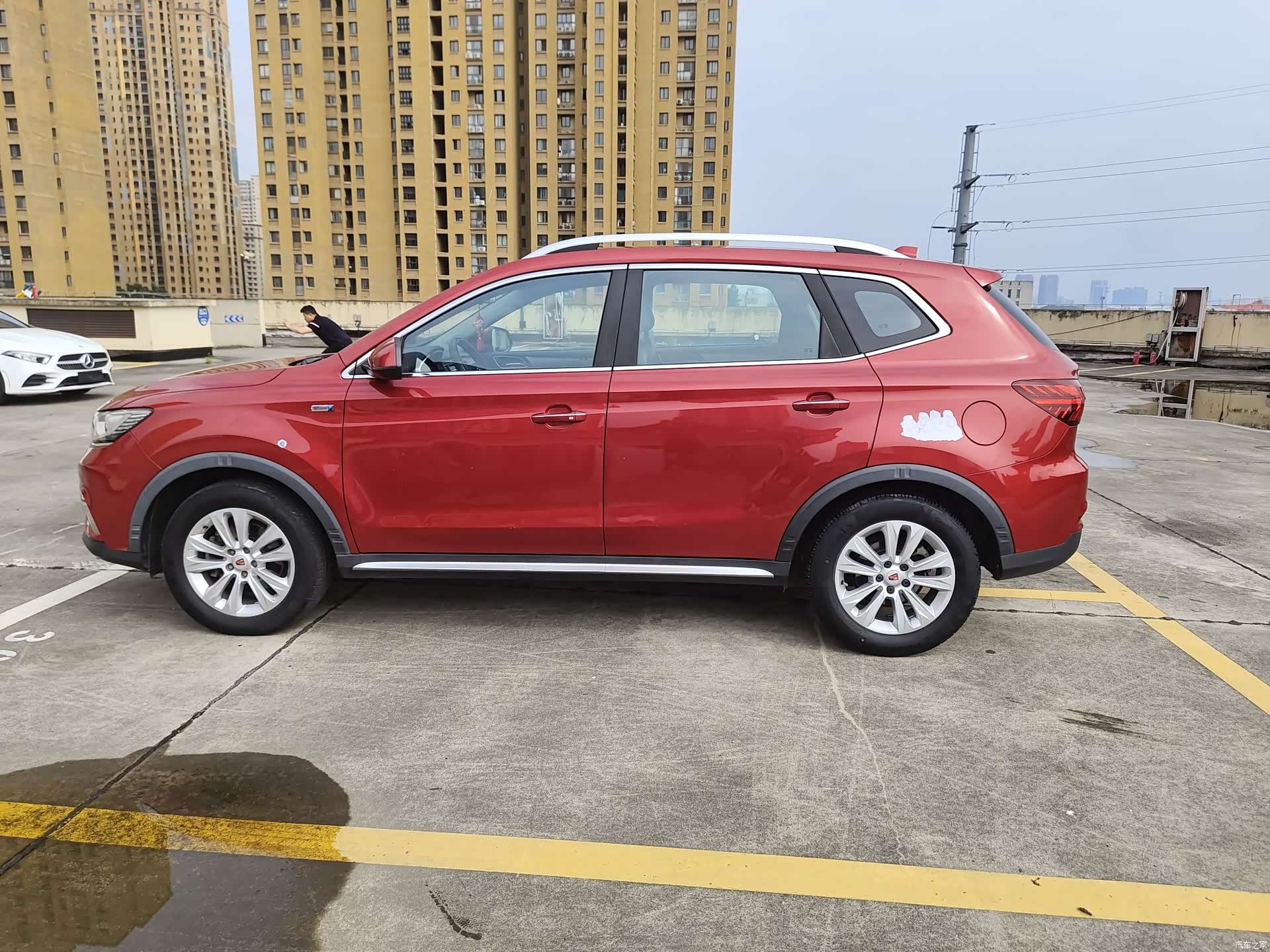 Roewe RX5, 2016 4