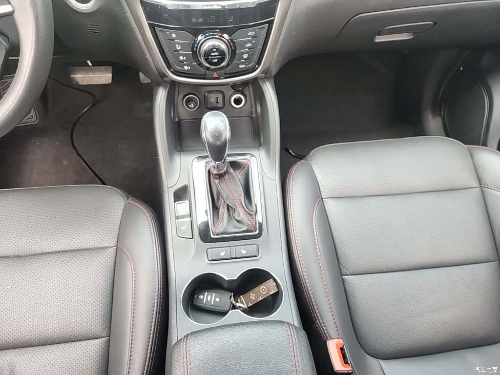 Changan CS75, 2016 14