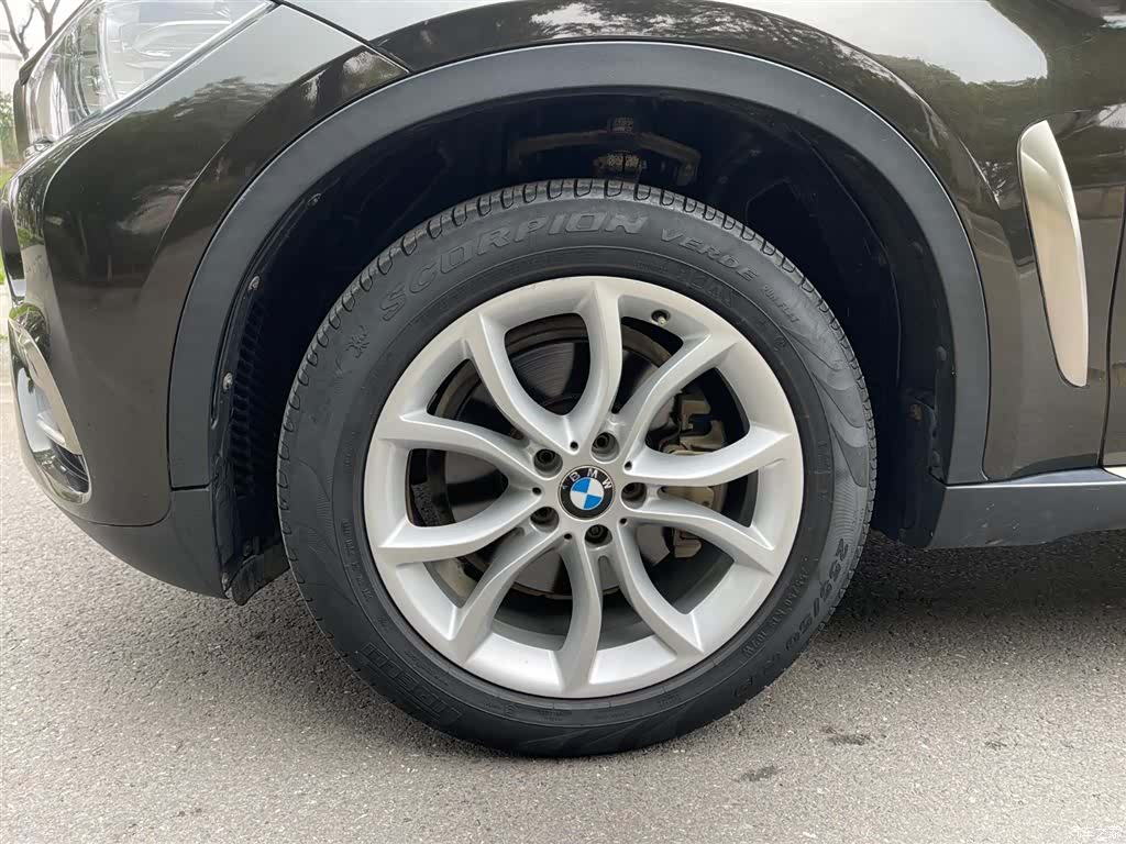 BMW X6, 2018 9