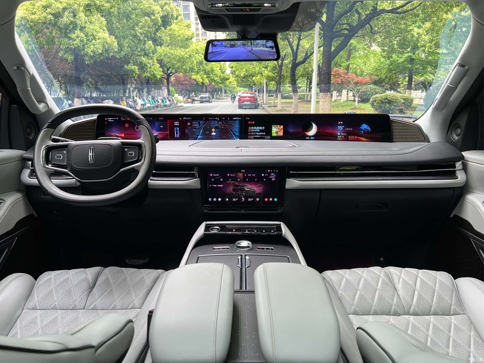 Lincoln Navigator, 2025 7