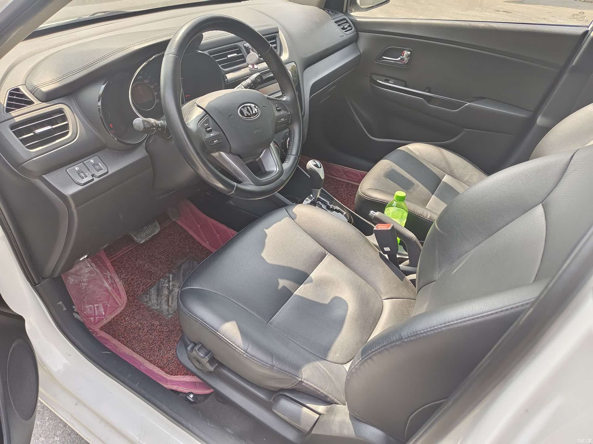 Kia K2, 2015 10