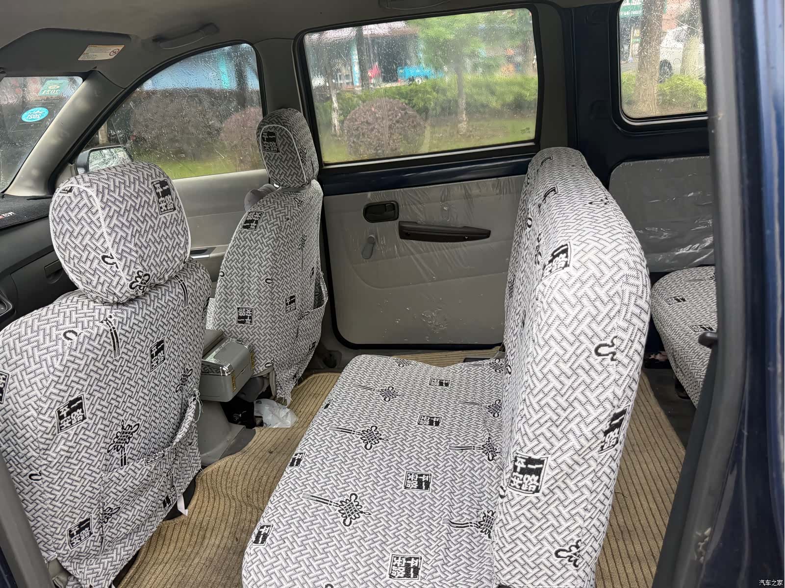 Wuling Hongguang, 2014 все фото