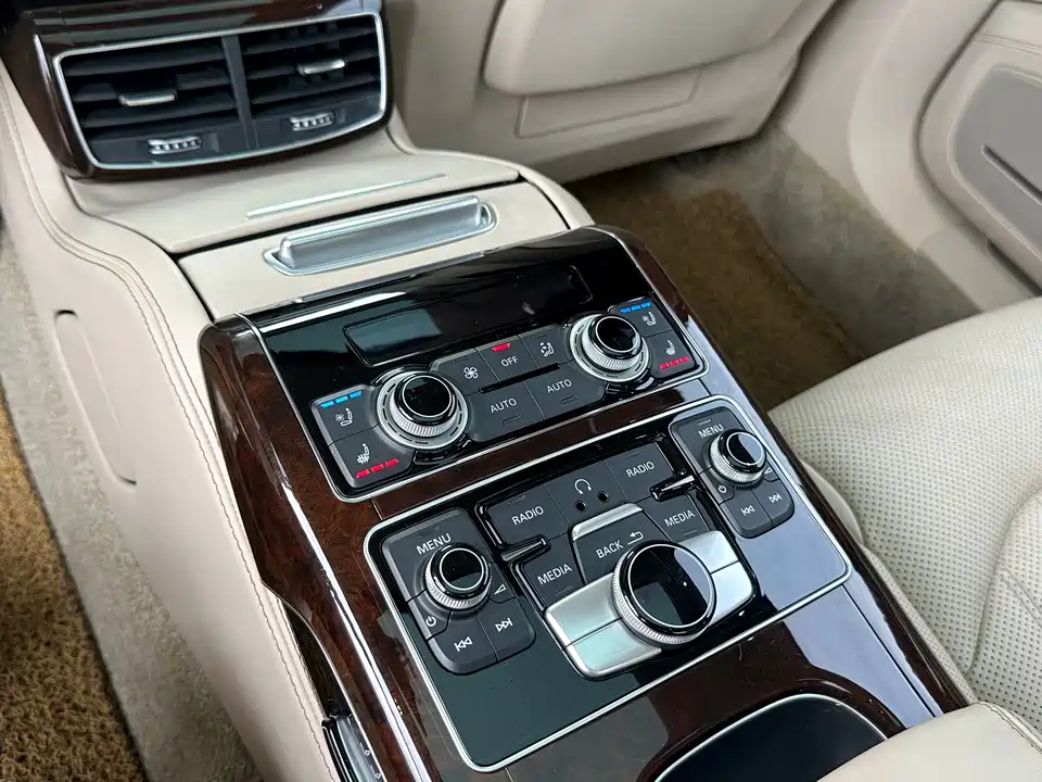Audi A8 Audi A8