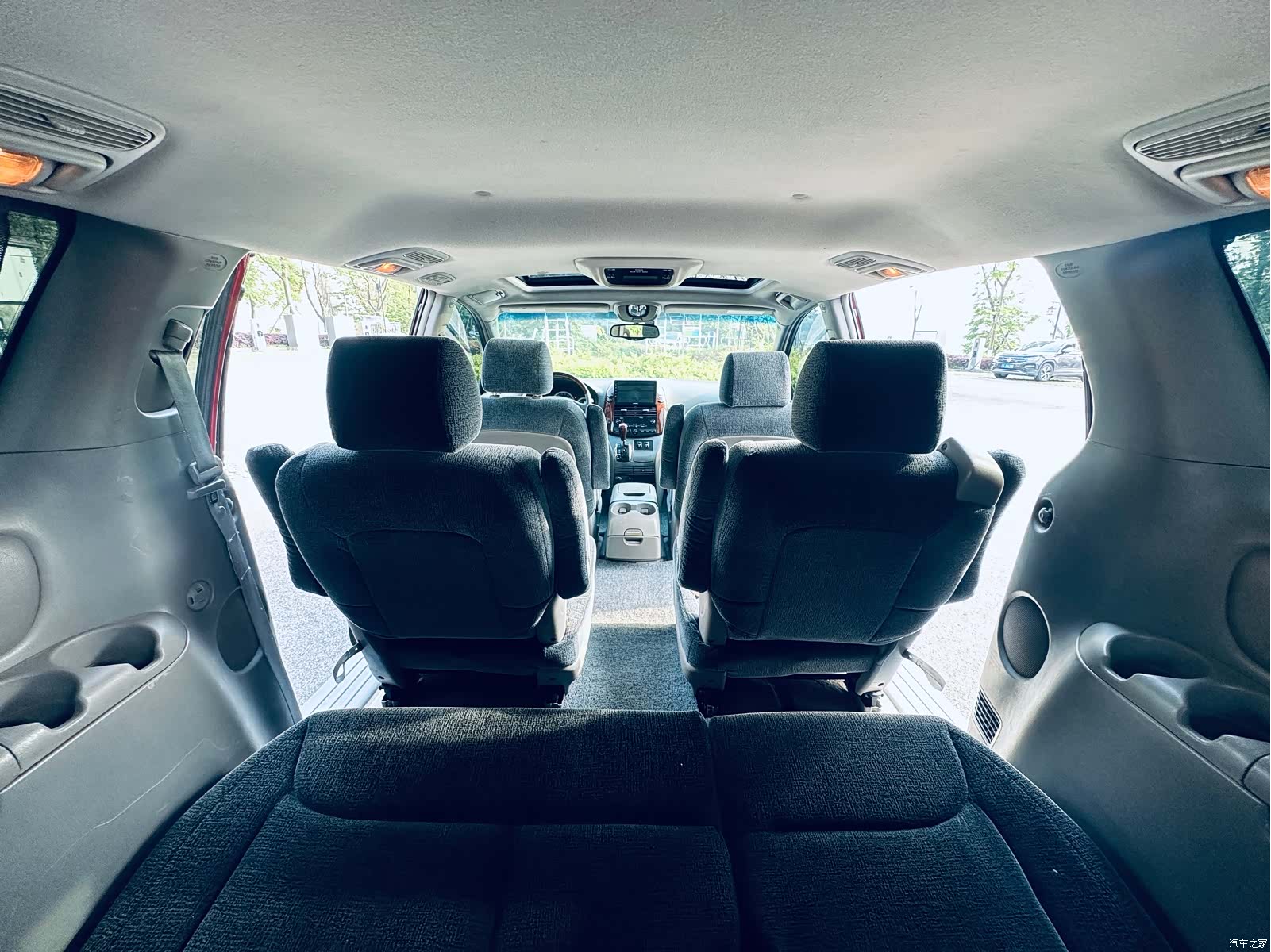 Toyota Sienna, 2005 9