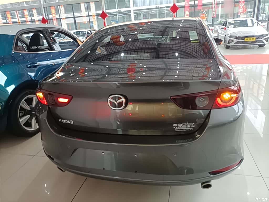 Mazda Mazda3, 2020 6