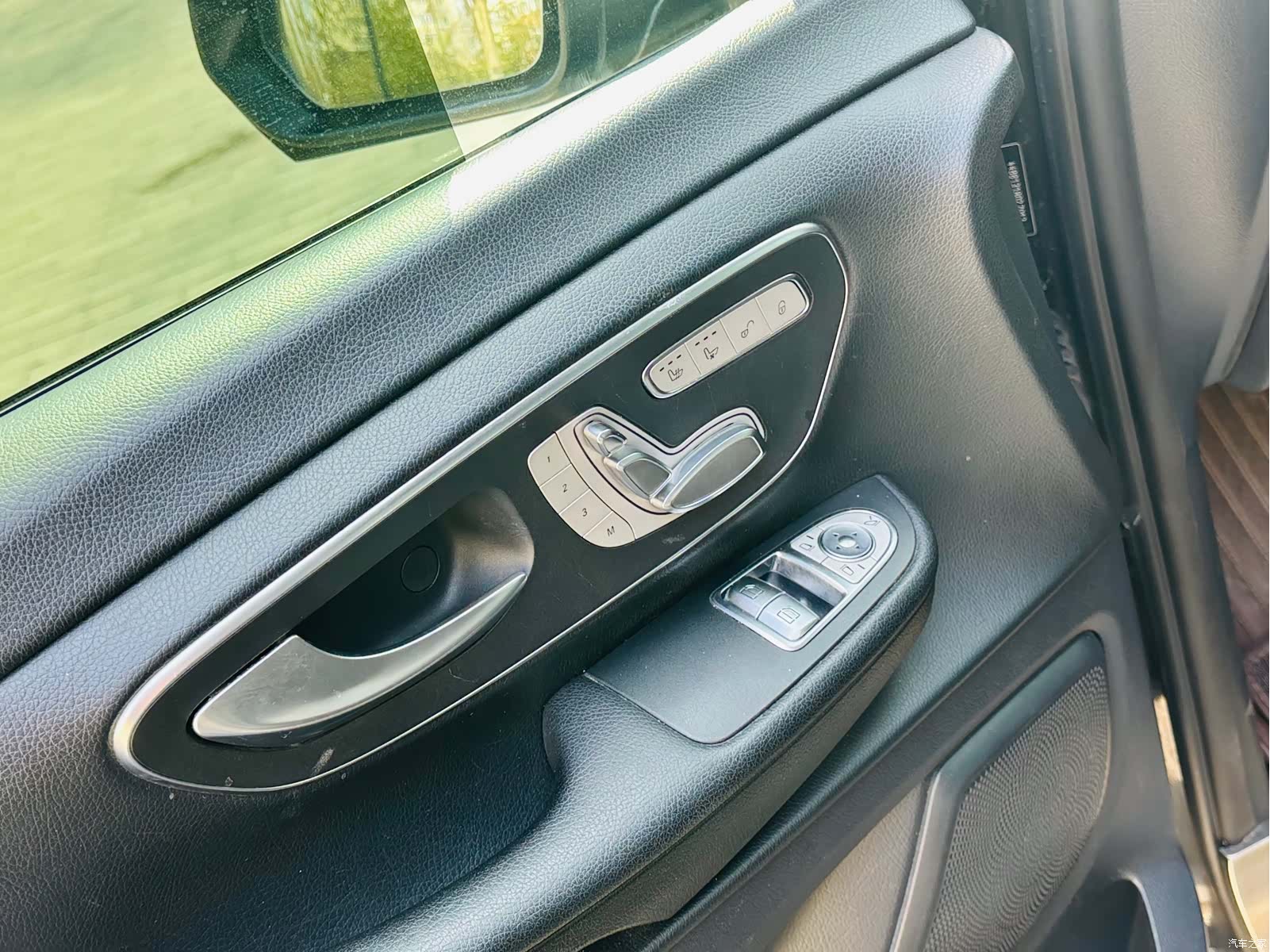 Mercedes-Benz V-Class, 2018 10