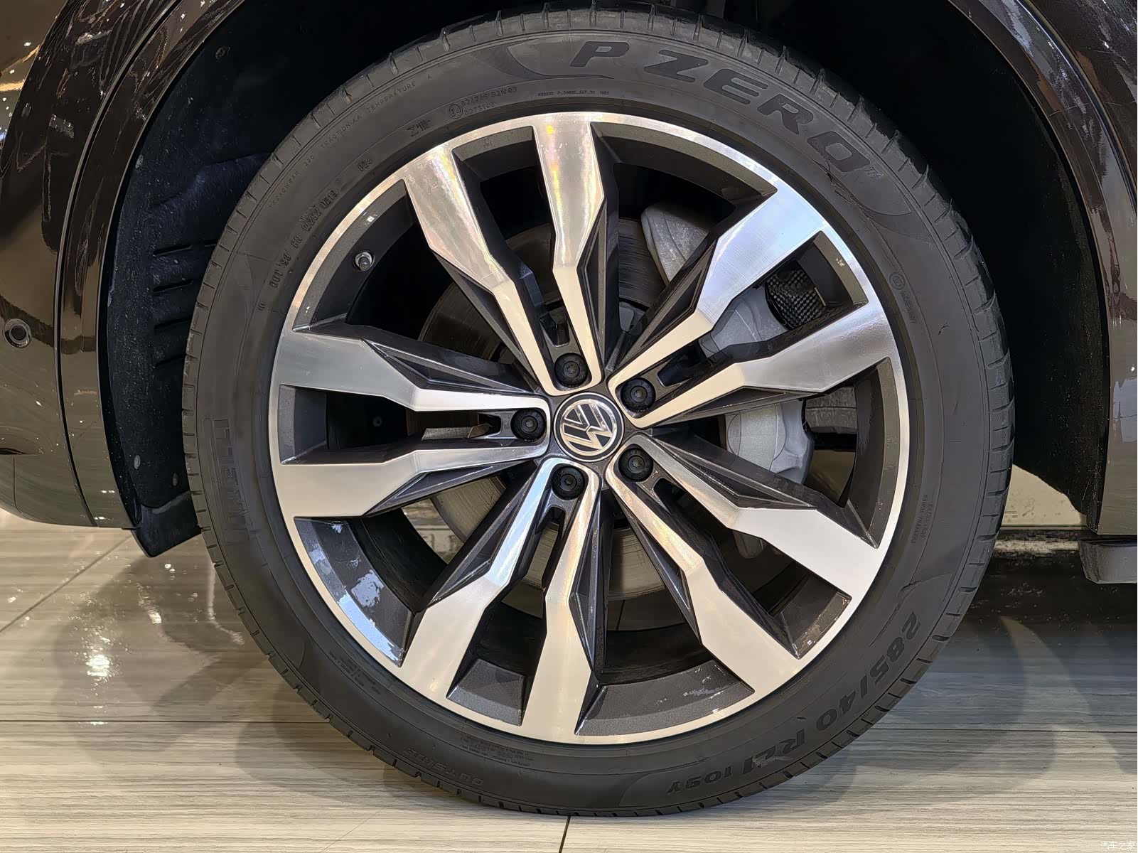 Volkswagen Touareg, 2019 21