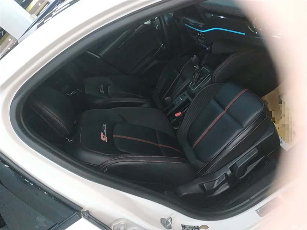 Ford Focus, 2023 25
