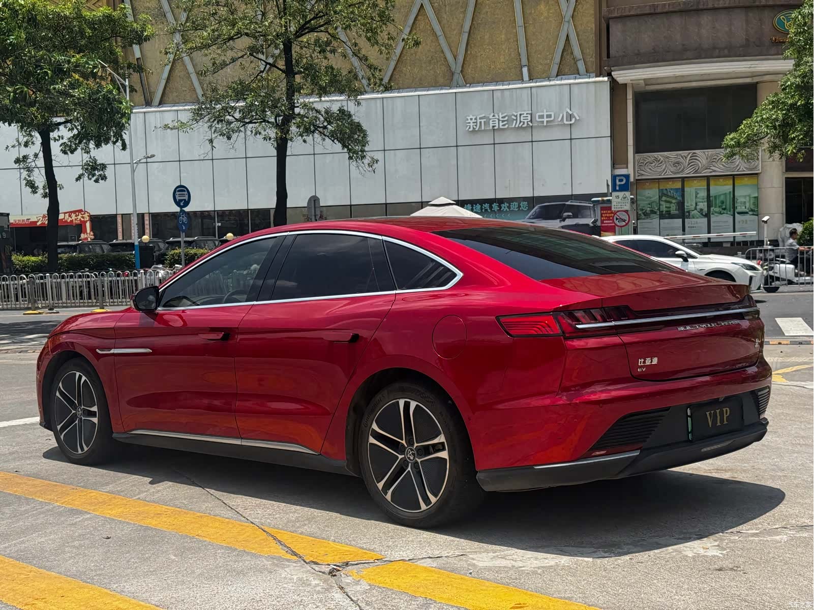 BYD Han, 2020 8