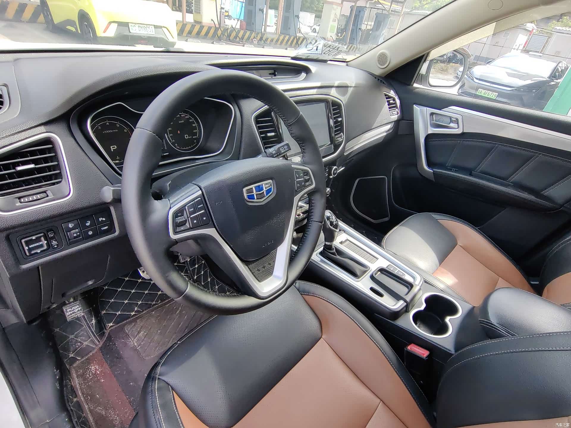 Geely X6, 2018 9