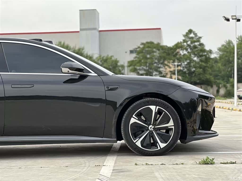 NIO ET5, 2024 12