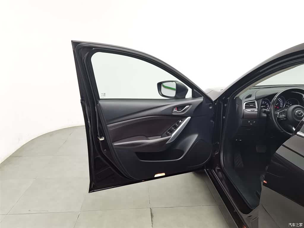 Mazda Atenza, 2018 8