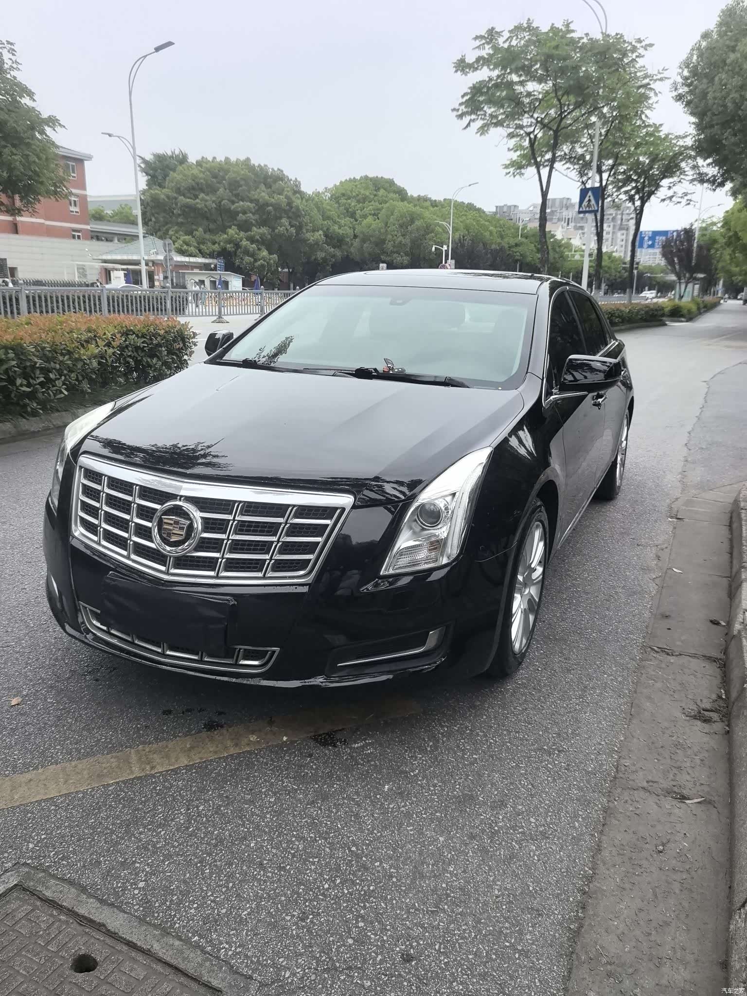 Cadillac XTS, 2014 1