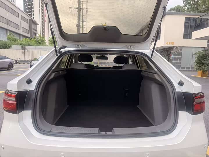Baojun RC-5 2020 1.5L CVT zhi yao Elite