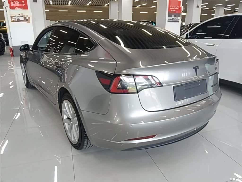 Tesla Model 3, 2023 все фото