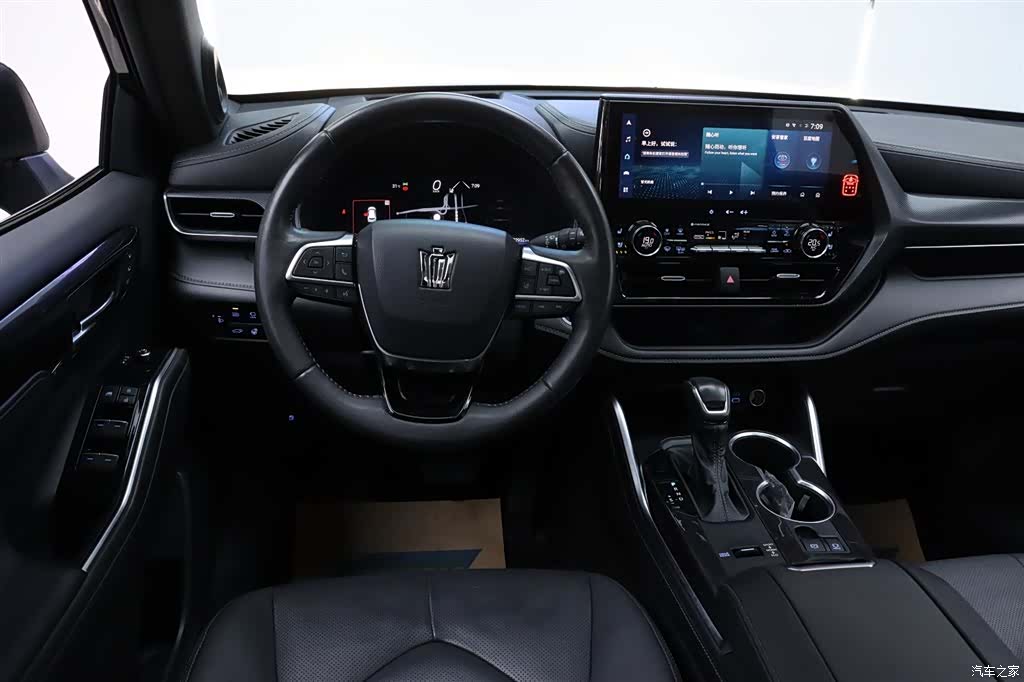 Toyota Crown, 2022 21