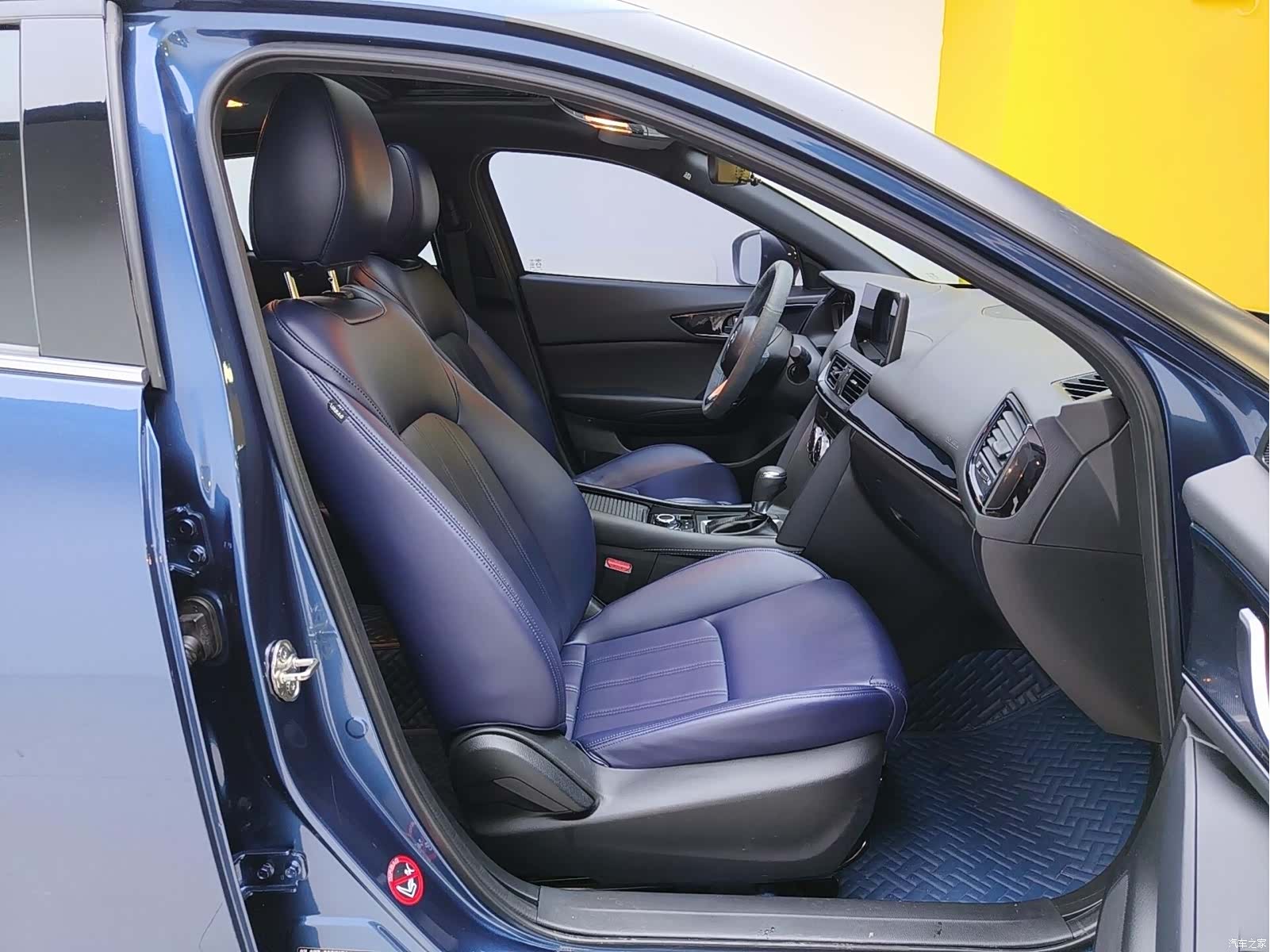 Mazda CX-4, 2022 4