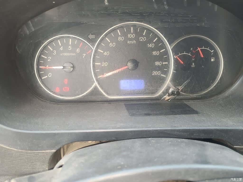 Wuling Hongguang, 2016 все фото