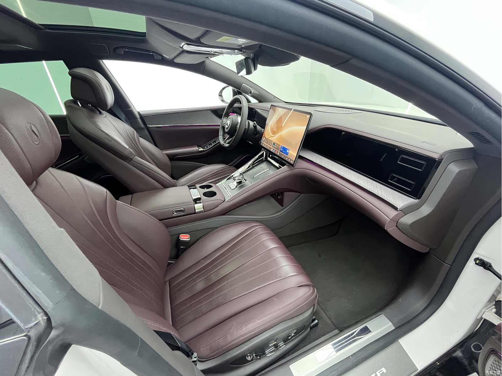 Denza Z9GT, 2024 7