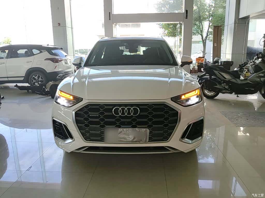 Audi Q5L, 2022 3