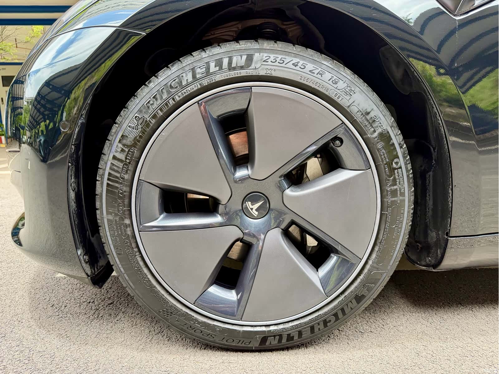 Tesla Model 3, 2023 17
