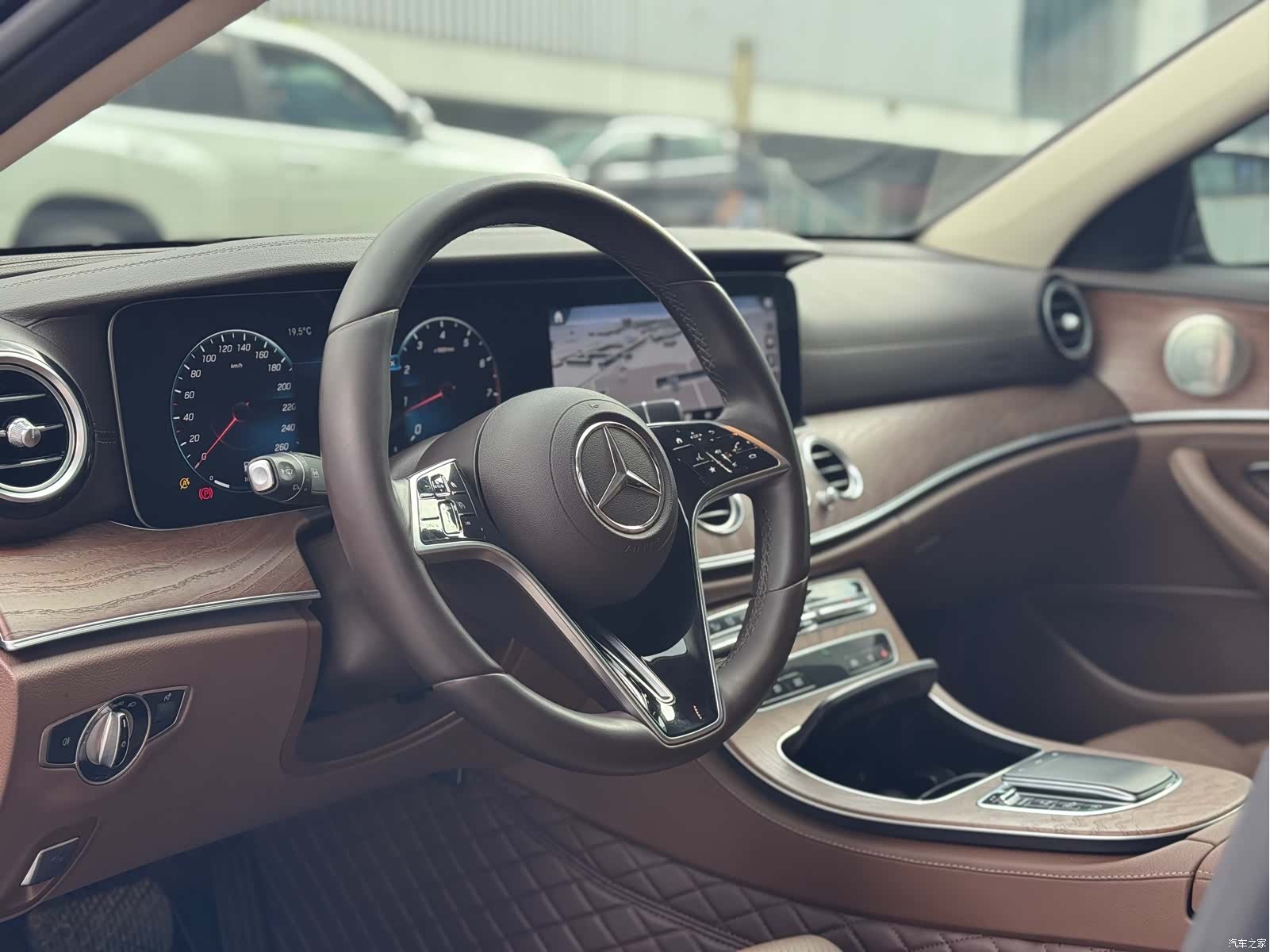 Mercedes-Benz E-Class, 2022 7